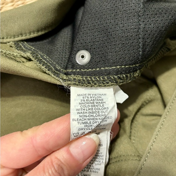 EUC Prana Green Pants - Picture 8 of 8